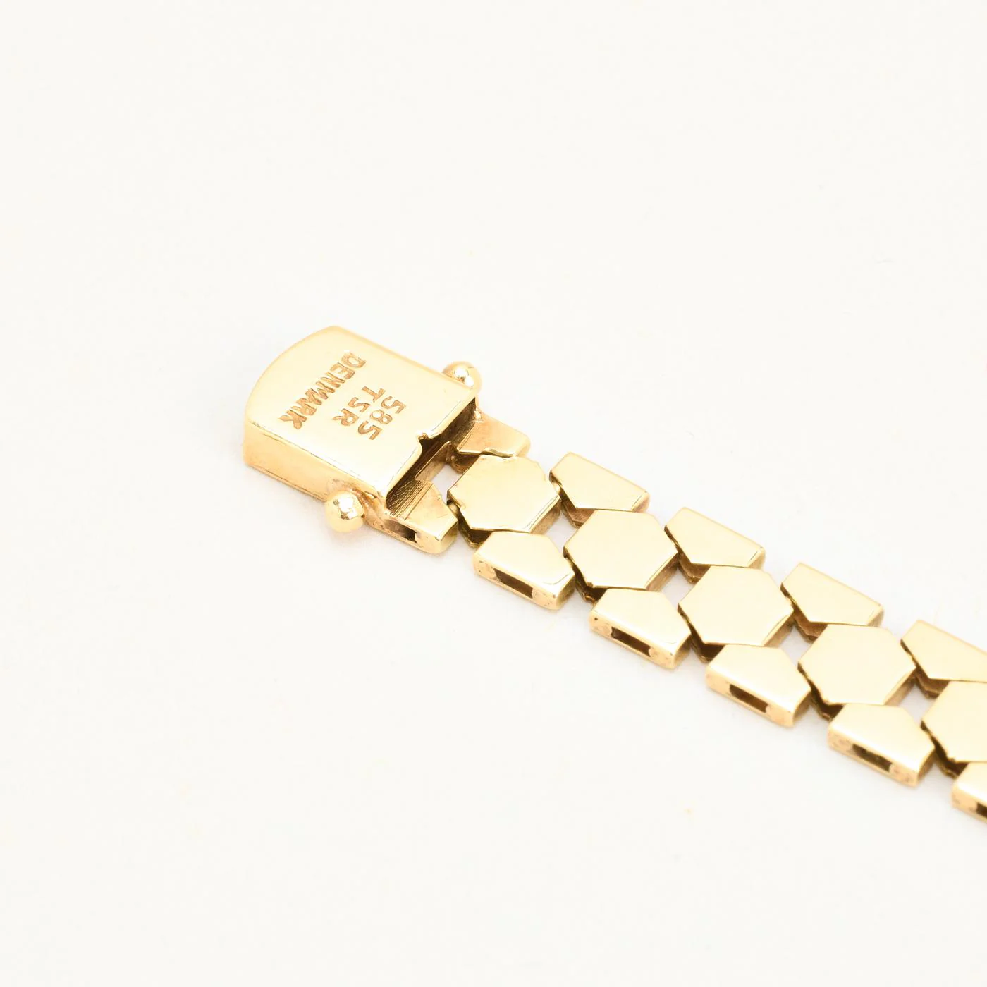 Miniatyrbild 6